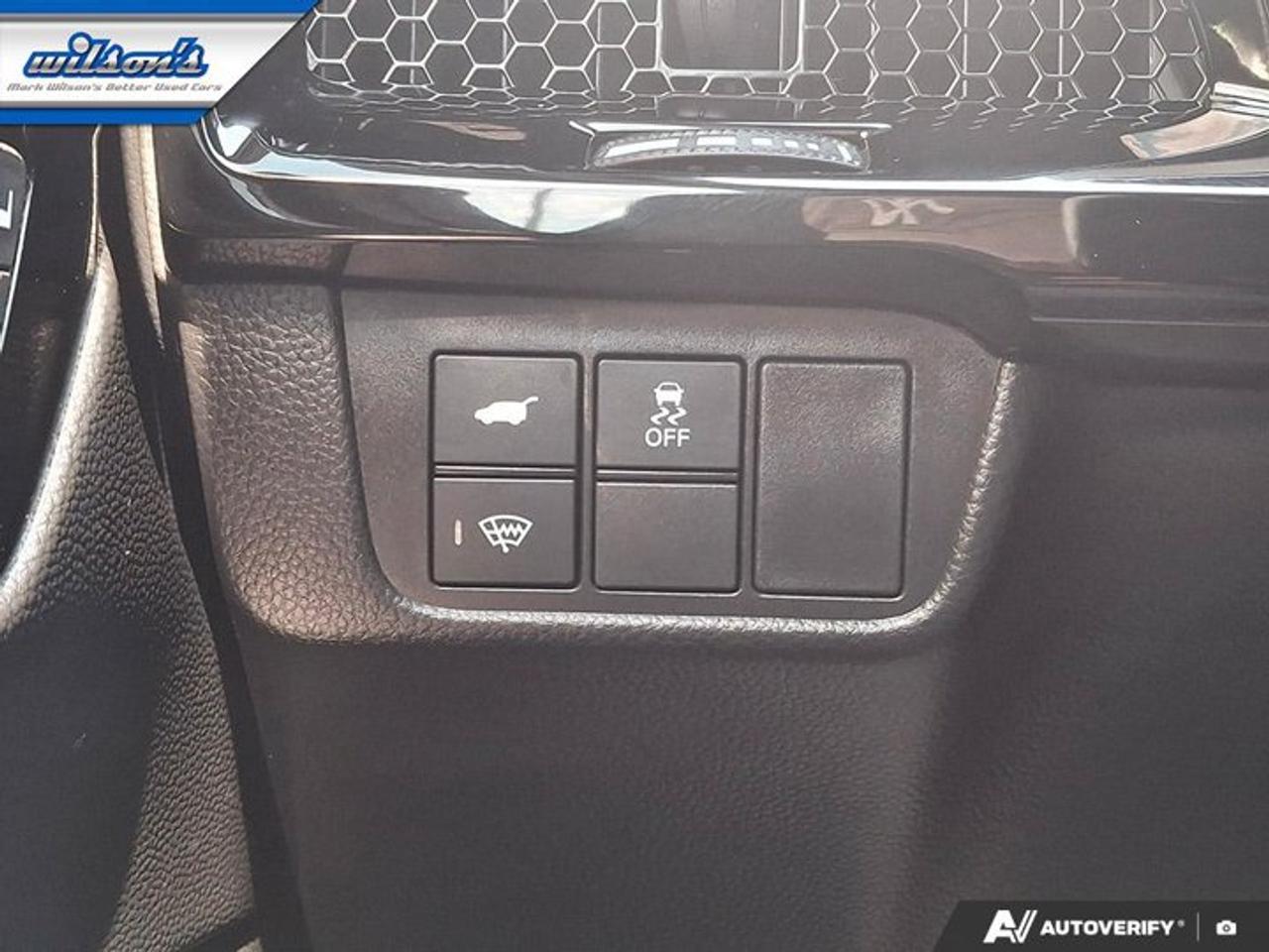 2024 Honda CR-V Hybrid Touring AWD | Leather | Sunroof | Nav | Bose | Adaptive Cruise | Heated Wheel + Seats | and More ! Photo