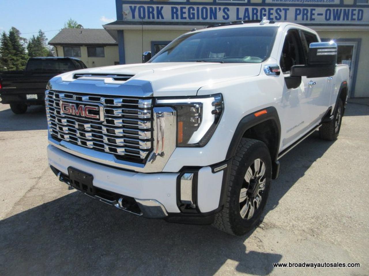 2024 GMC Sierra 2500 3/4 TON DENALI-PACKAGE 5 PASSENGER 6.6L - DURAMAX.. 4X4.. CREW-CAB.. 6.6-FOOT-BOX.. POWER SUNROOF.. LEATHER.. HEATED/AC SEATS.. POWER MIRRORS.. Photo