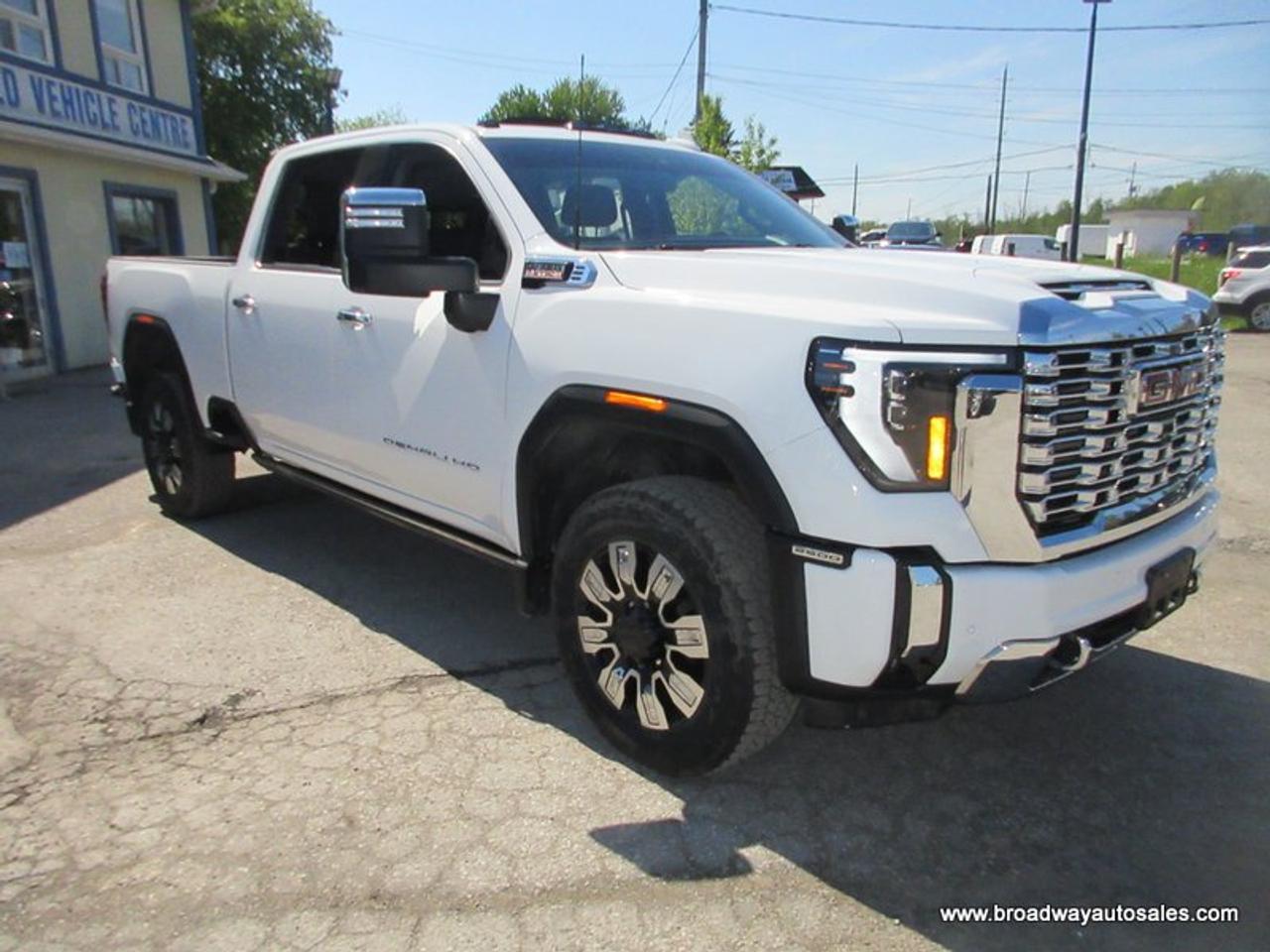 2024 GMC Sierra 2500 3/4 TON DENALI-PACKAGE 5 PASSENGER 6.6L - DURAMAX.. 4X4.. CREW-CAB.. 6.6-FOOT-BOX.. POWER SUNROOF.. LEATHER.. HEATED/AC SEATS.. POWER MIRRORS.. Photo