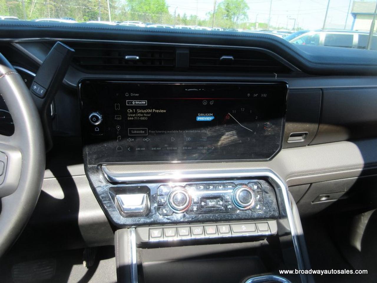 2024 GMC Sierra 2500 3/4 TON DENALI-PACKAGE 5 PASSENGER 6.6L - DURAMAX.. 4X4.. CREW-CAB.. 6.6-FOOT-BOX.. POWER SUNROOF.. LEATHER.. HEATED/AC SEATS.. POWER MIRRORS.. Photo
