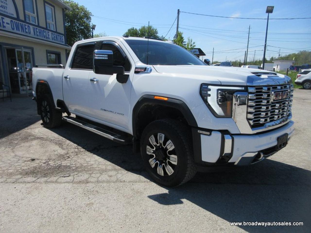 2024 GMC Sierra 2500 3/4 TON DENALI-PACKAGE 5 PASSENGER 6.6L - DURAMAX.. 4X4.. CREW-CAB.. 6.6-FOOT-BOX.. POWER SUNROOF.. LEATHER.. HEATED/AC SEATS.. POWER MIRRORS.. Photo
