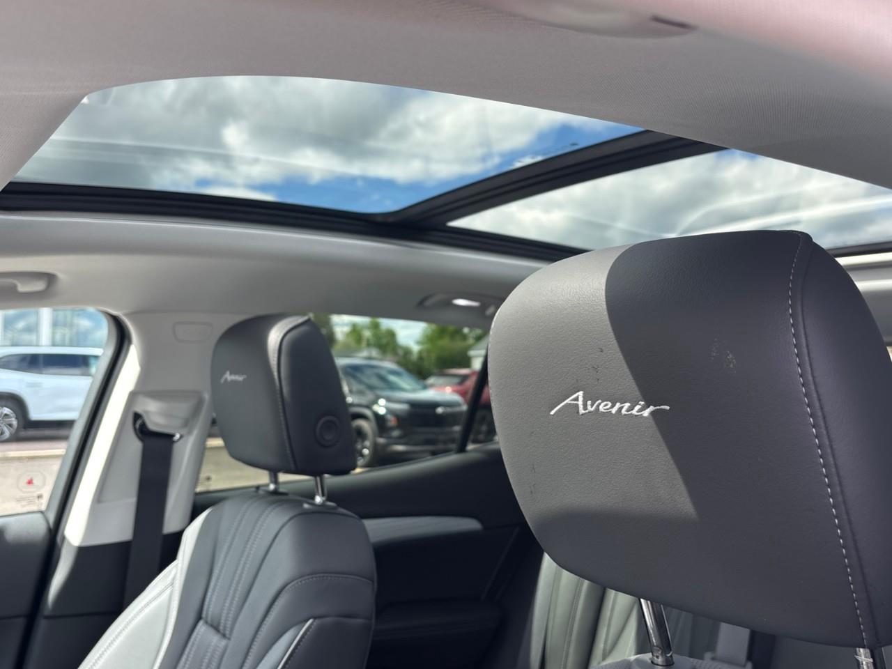 2026 Buick Envision Avenir Photo