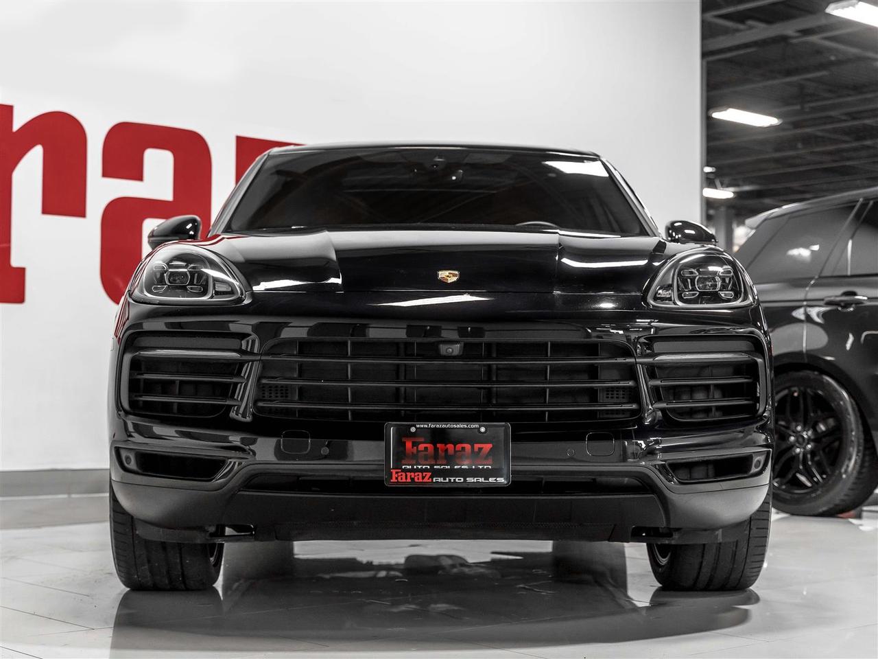 2020 Porsche Cayenne Premium Package|21 Spyder Design Wheels|Carbon Steering|Only 12,000KM Photo