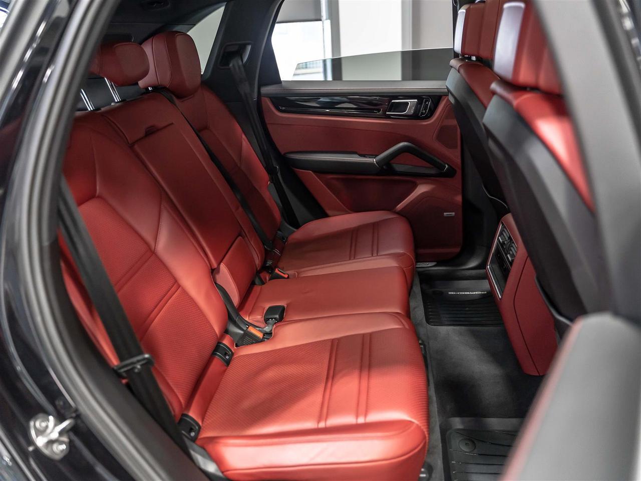 2020 Porsche Cayenne Premium Package|21 Spyder Design Wheels|Carbon Steering|Only 12,000KM Photo