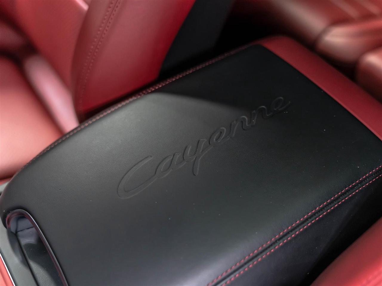 2020 Porsche Cayenne Premium Package|21 Spyder Design Wheels|Carbon Steering|Only 12,000KM Photo