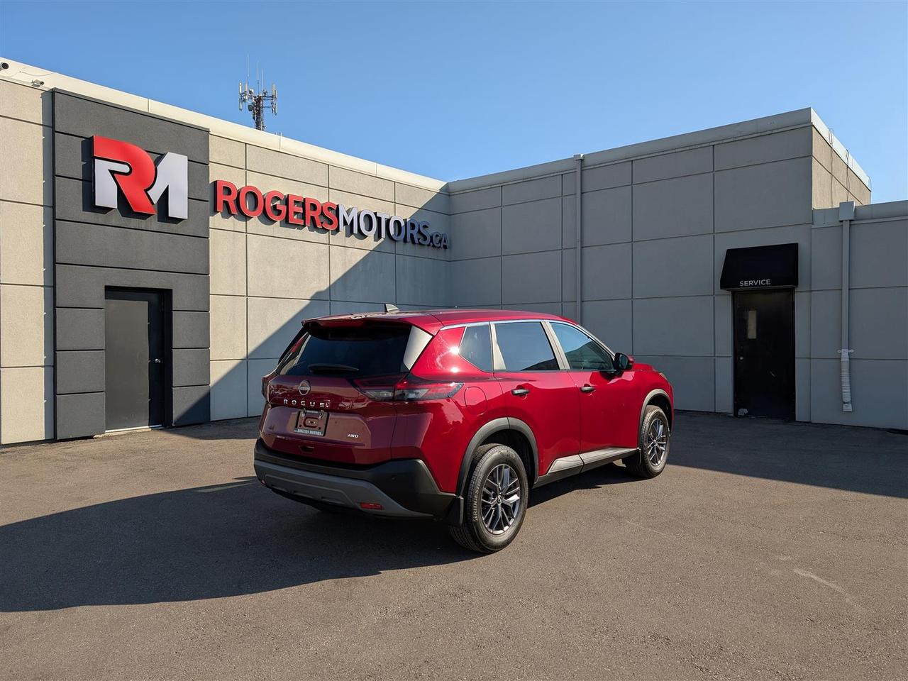 2023 Nissan Rogue S AWD - CARPLAY - REV CAM - REMOTE STARTER Photo