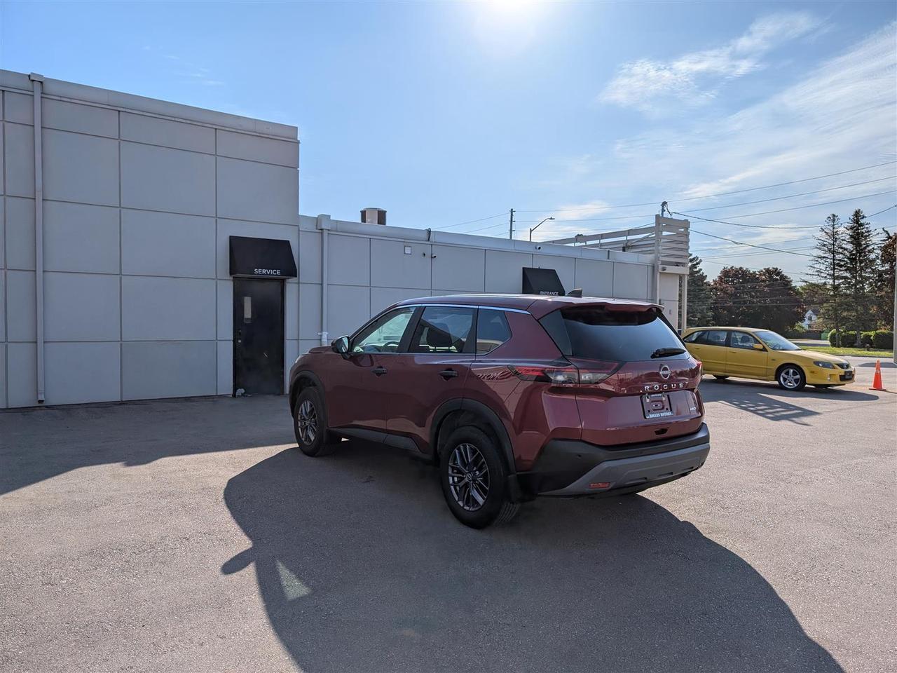 2023 Nissan Rogue S AWD - CARPLAY - REV CAM - REMOTE STARTER Photo2