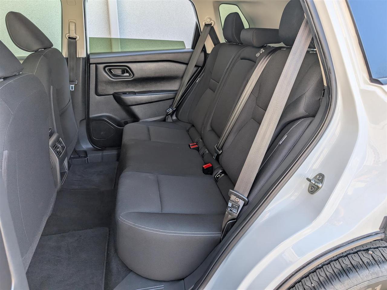2024 Nissan Rogue S AWD - CARPLAY - REV CAM - REMOTE STARTER Photo