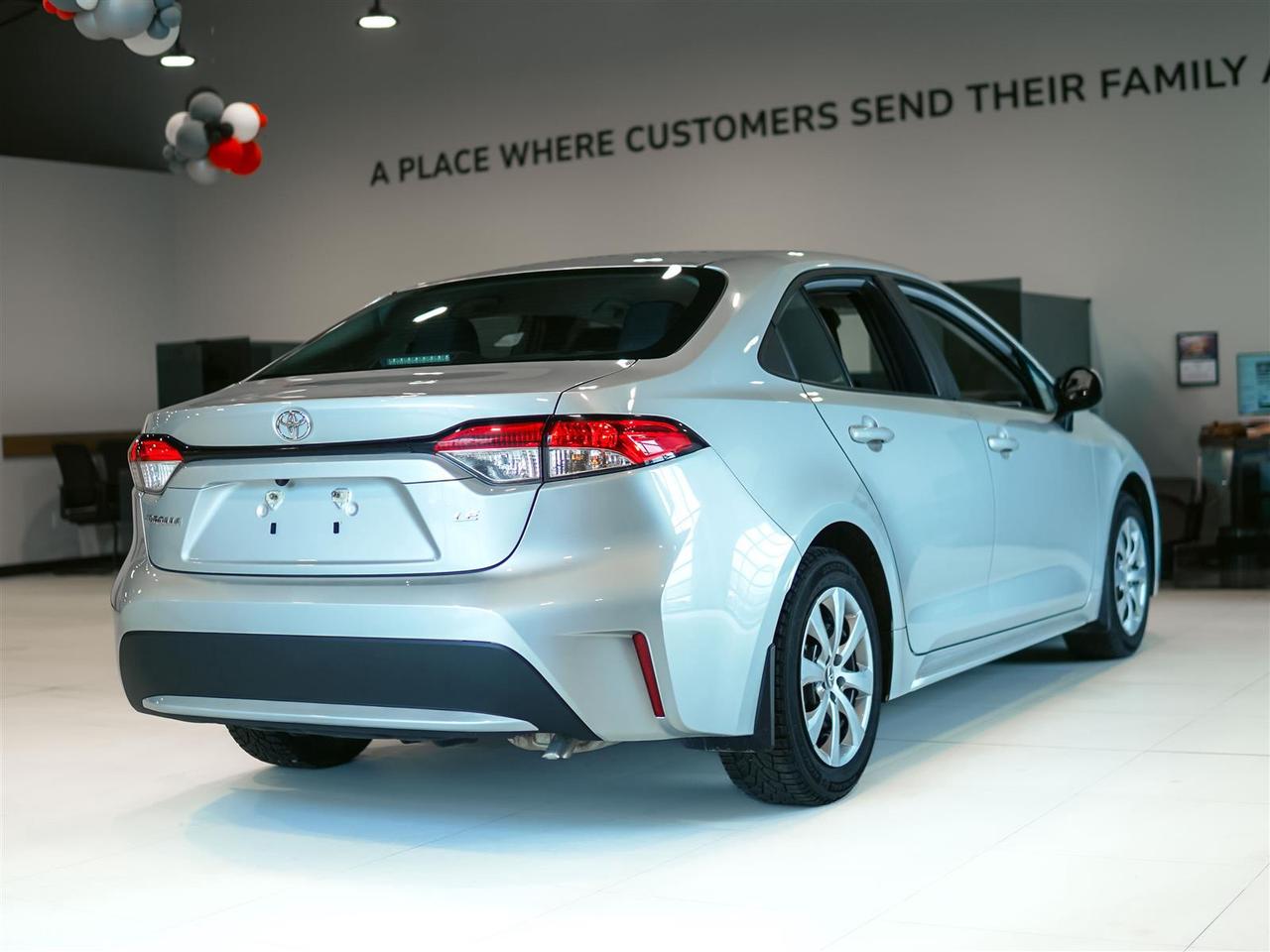 2022 Toyota Corolla LE | NO ACCIDENTS | BLIND SPOT | APP CONNECT Photo