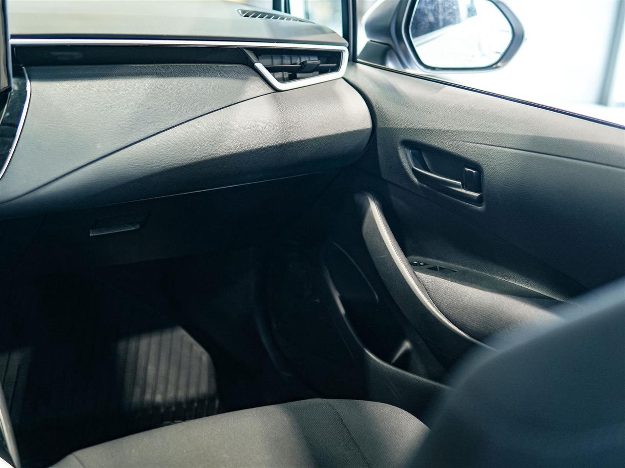 2022 Toyota Corolla LE | NO ACCIDENTS | BLIND SPOT | APP CONNECT Photo