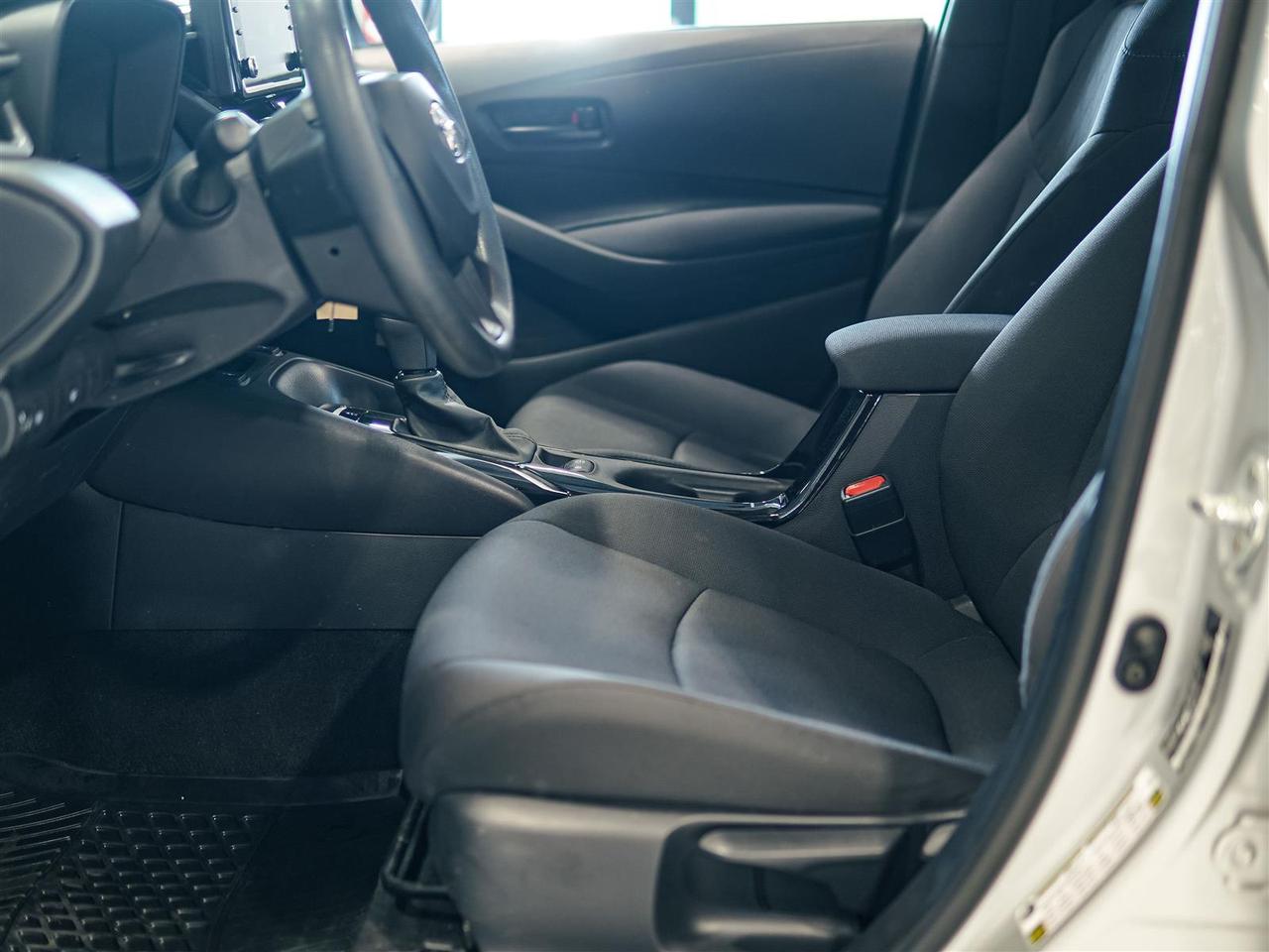 2022 Toyota Corolla LE | NO ACCIDENTS | BLIND SPOT | APP CONNECT Photo