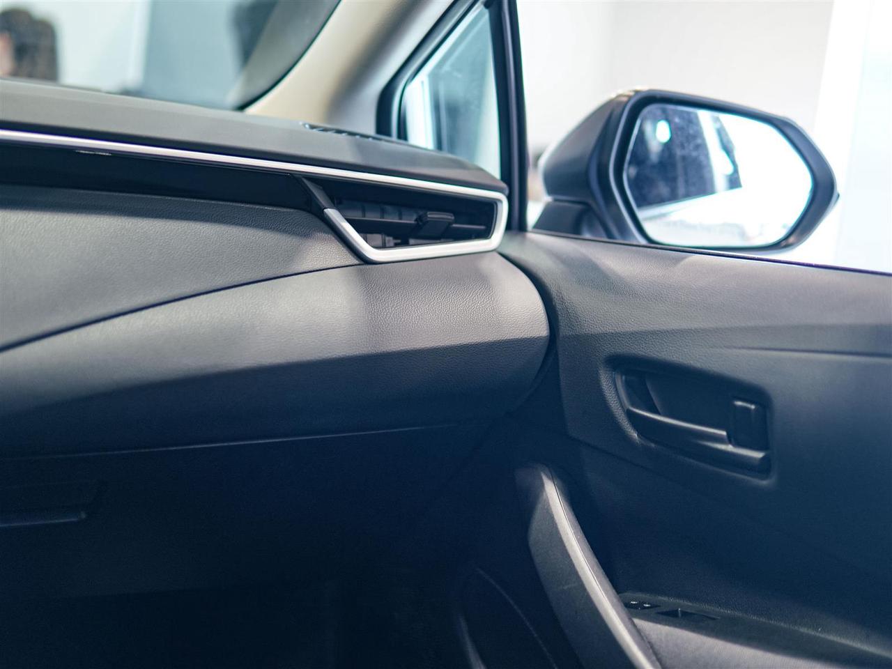 2022 Toyota Corolla LE | NO ACCIDENTS | BLIND SPOT | APP CONNECT Photo