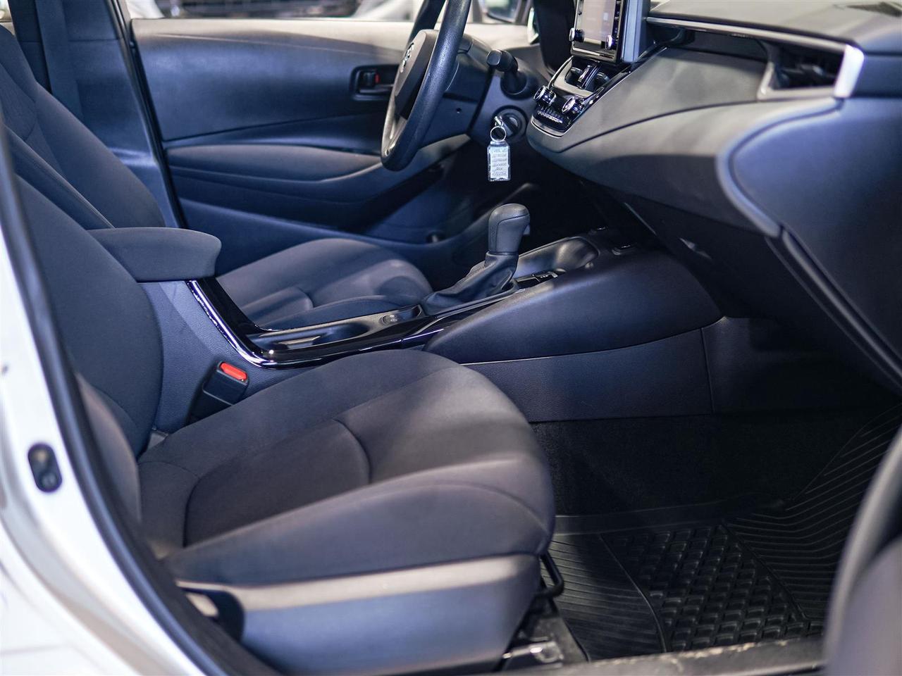 2022 Toyota Corolla LE | NO ACCIDENTS | BLIND SPOT | APP CONNECT Photo