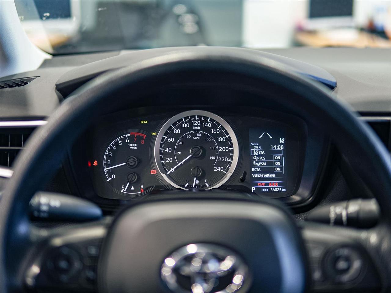 2022 Toyota Corolla LE | NO ACCIDENTS | BLIND SPOT | APP CONNECT Photo