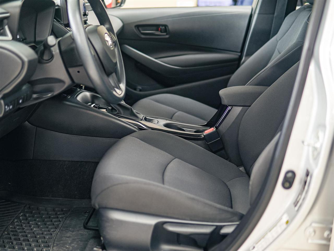 2022 Toyota Corolla LE | NO ACCIDENTS | BLIND SPOT | APP CONNECT Photo