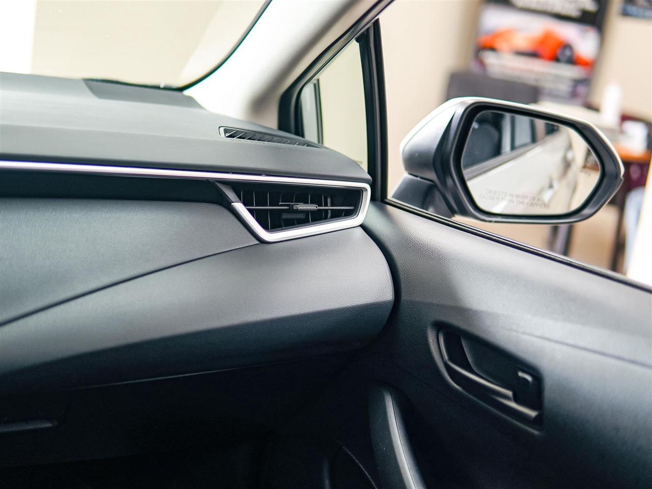 2022 Toyota Corolla LE | NO ACCIDENTS | BLIND SPOT | APP CONNECT Photo