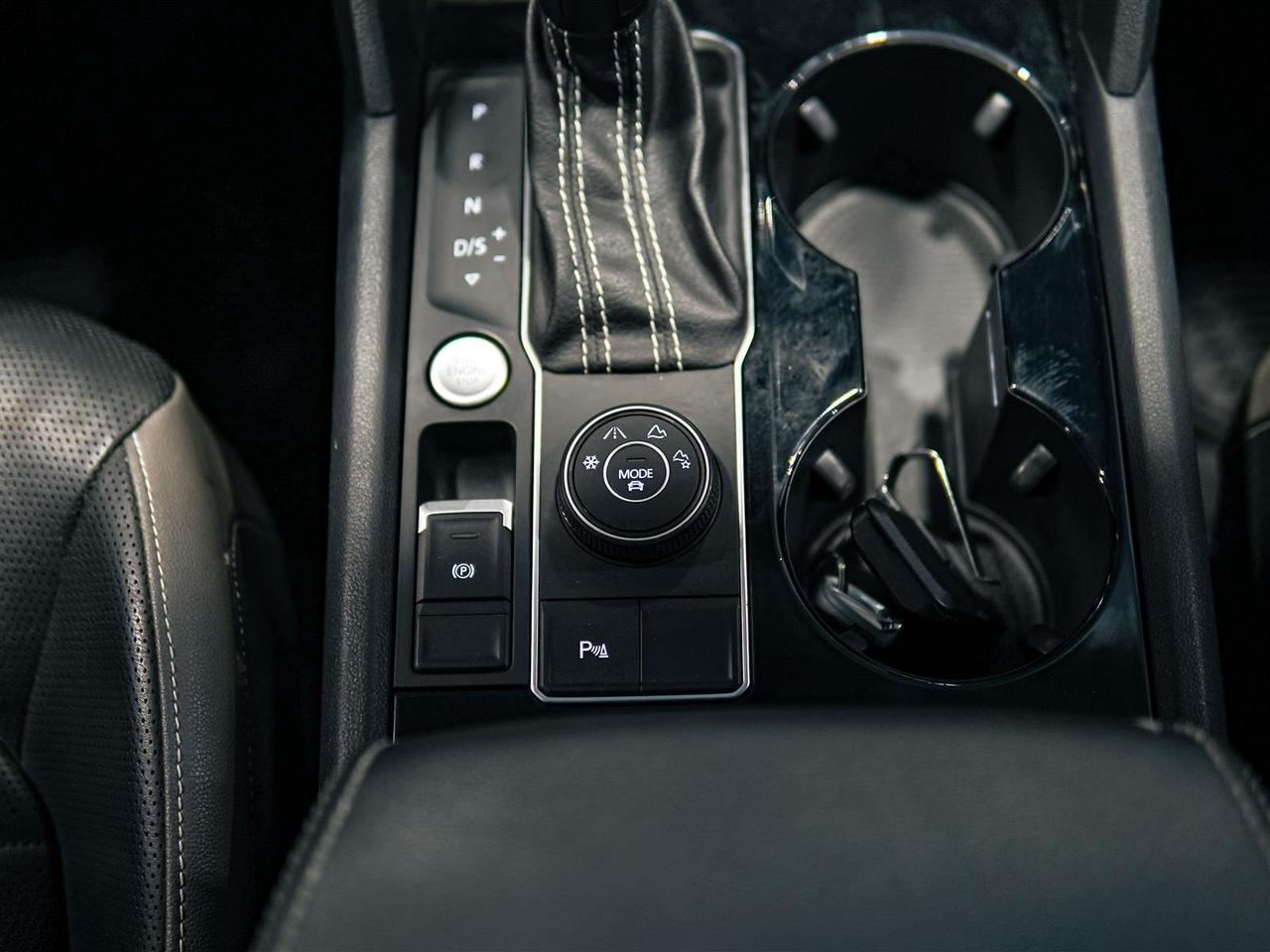 2021 Volkswagen Atlas HIGHLINE | NO ACCIDENTS | LEATHER | PANO Photo