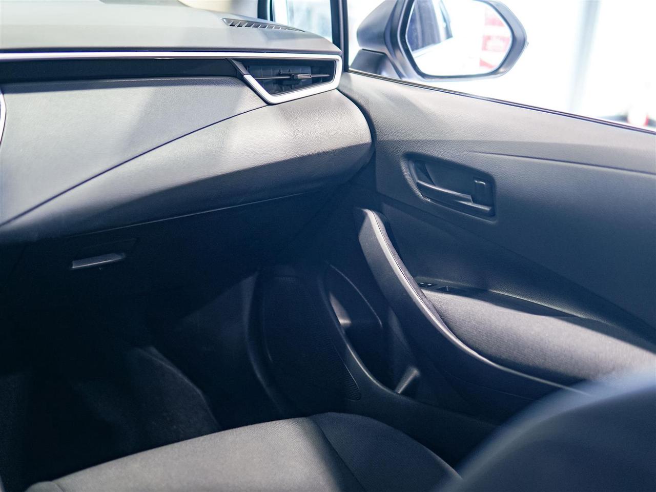 2023 Toyota Corolla LE | NO ACCIDENTS | APP CONNECT | BLIND SPOT Photo