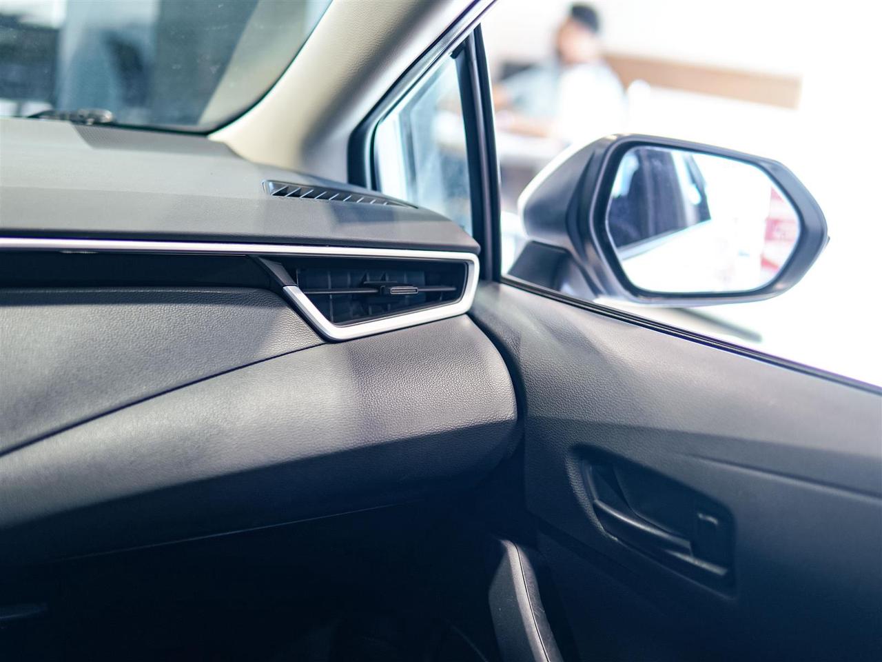 2023 Toyota Corolla LE | NO ACCIDENTS | APP CONNECT | BLIND SPOT Photo