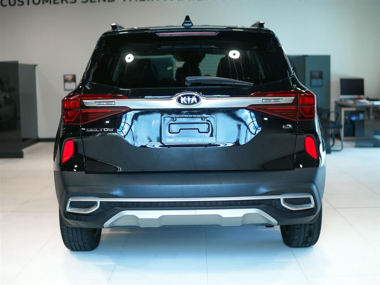 2021 Kia Seltos EX | W/PREMIUM | AWD | LEATHER | ROOF | NO ACCIDENTS Photo