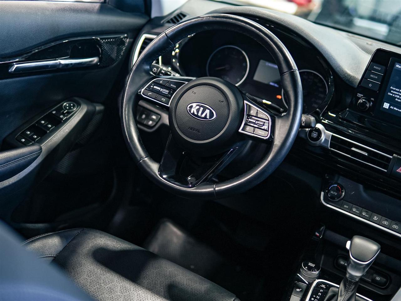2021 Kia Seltos EX | W/PREMIUM | AWD | LEATHER | ROOF | NO ACCIDENTS Photo