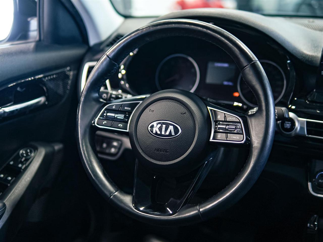 2021 Kia Seltos EX | W/PREMIUM | AWD | LEATHER | ROOF | NO ACCIDENTS Photo