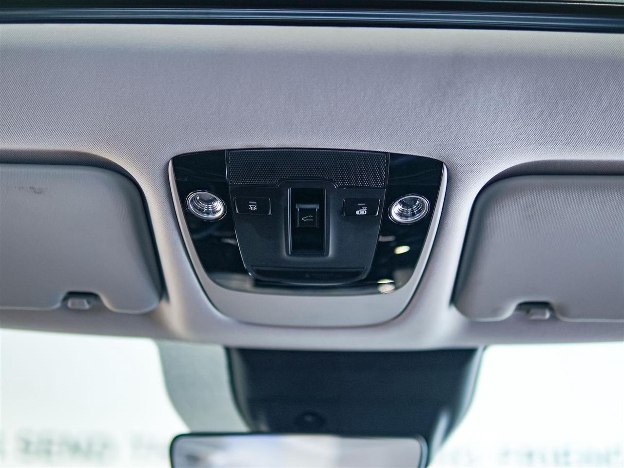 2021 Kia Seltos EX | W/PREMIUM | AWD | LEATHER | ROOF | NO ACCIDENTS Photo