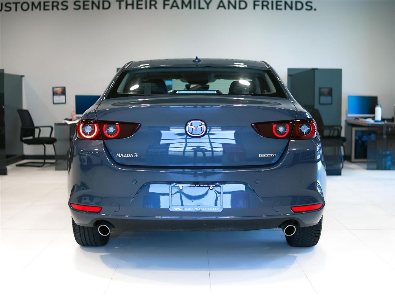 2025 Mazda MAZDA3 GT | NO ACCIDENTS | NAV | LTHR | ROOF Photo