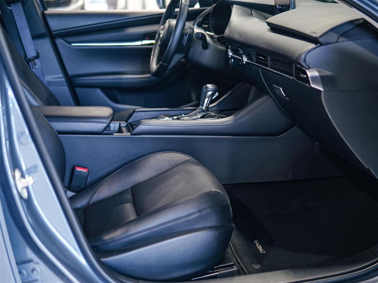 2025 Mazda MAZDA3 GT | NO ACCIDENTS | NAV | LTHR | ROOF Photo