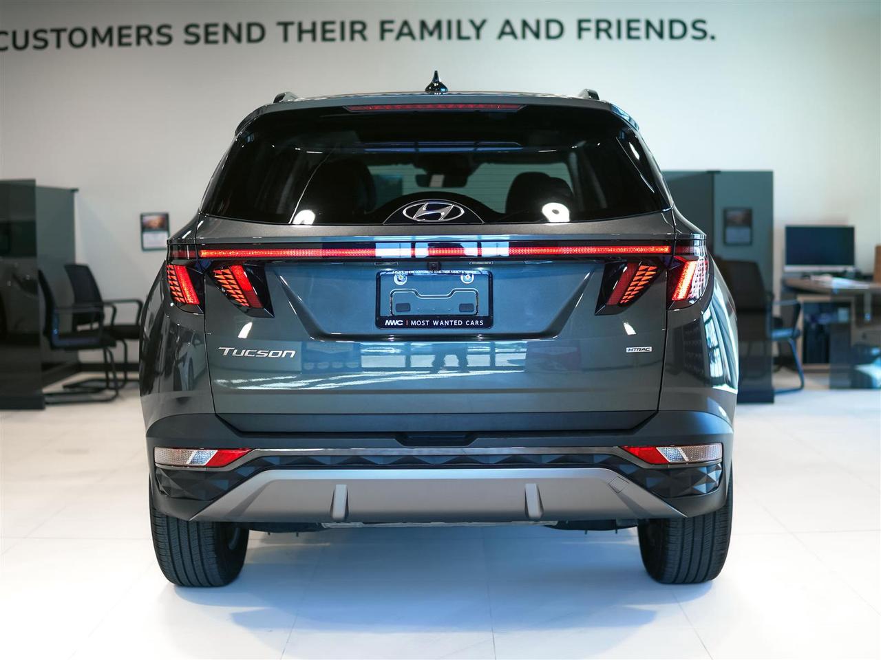 2024 Hyundai Tucson TREND AWD | NAV | LEATHER | PANO ROOF | NO ACCIDENTS Photo