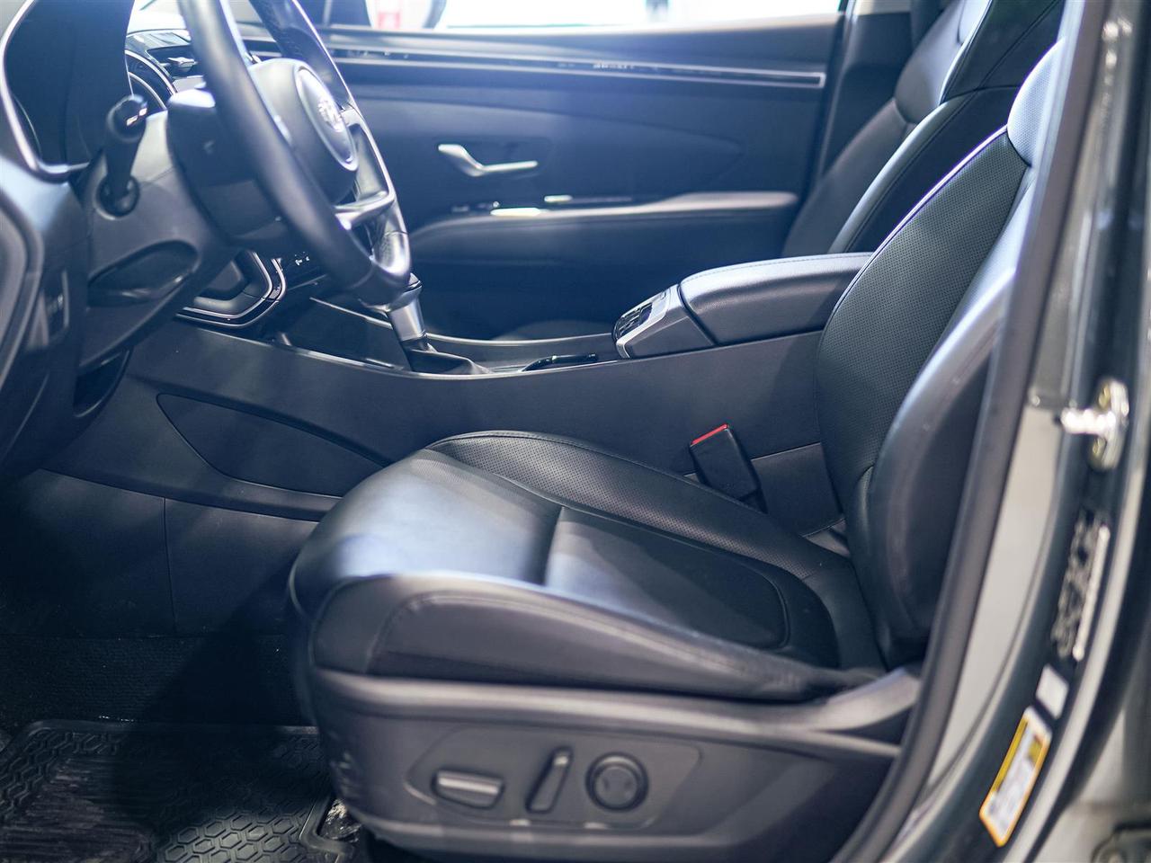 2024 Hyundai Tucson TREND AWD | NAV | LEATHER | PANO ROOF | NO ACCIDENTS Photo