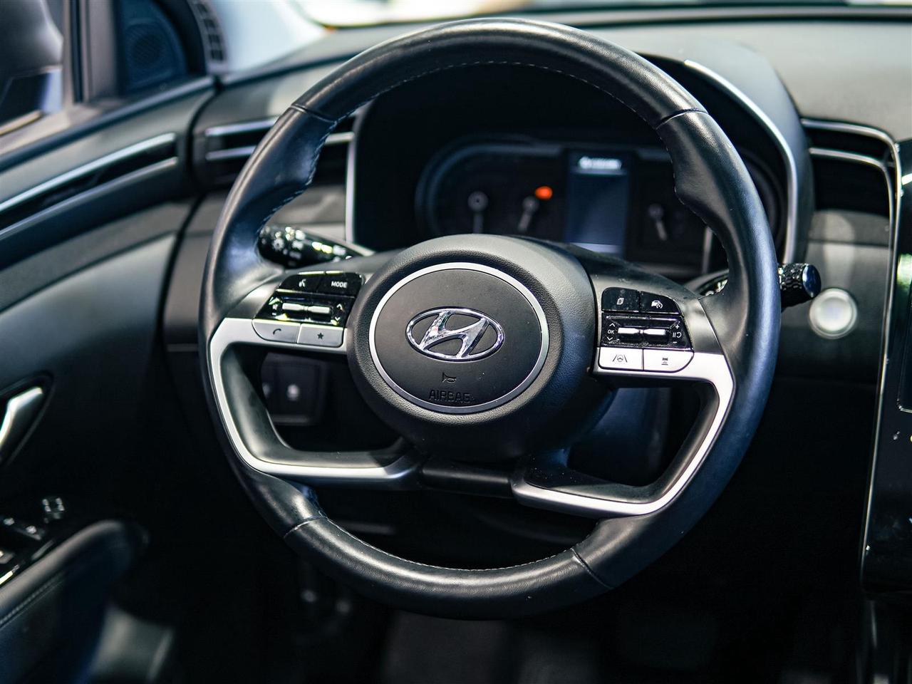 2024 Hyundai Tucson TREND AWD | NAV | LEATHER | PANO ROOF | NO ACCIDENTS Photo