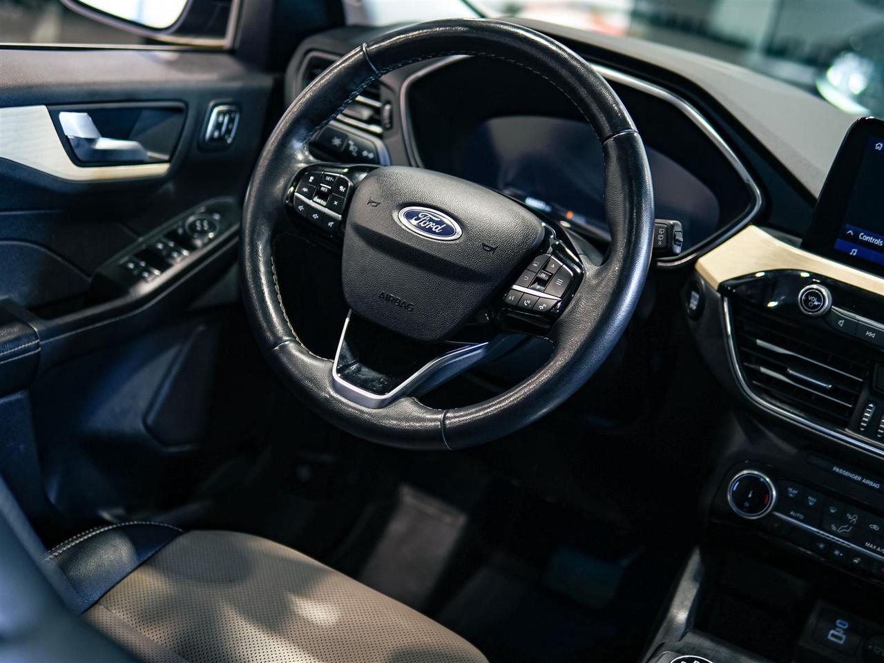 2022 Ford Escape ** SALE PENDING BY AJ ** Photo