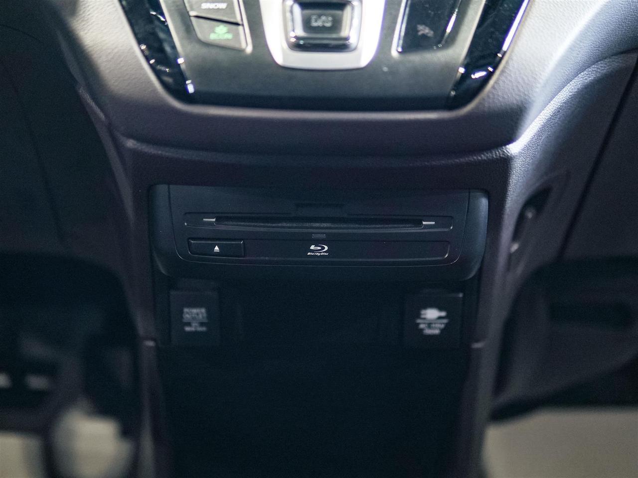 2019 Honda Odyssey TOURING | NO ACCIDENTS | HONDA SERVICED Photo