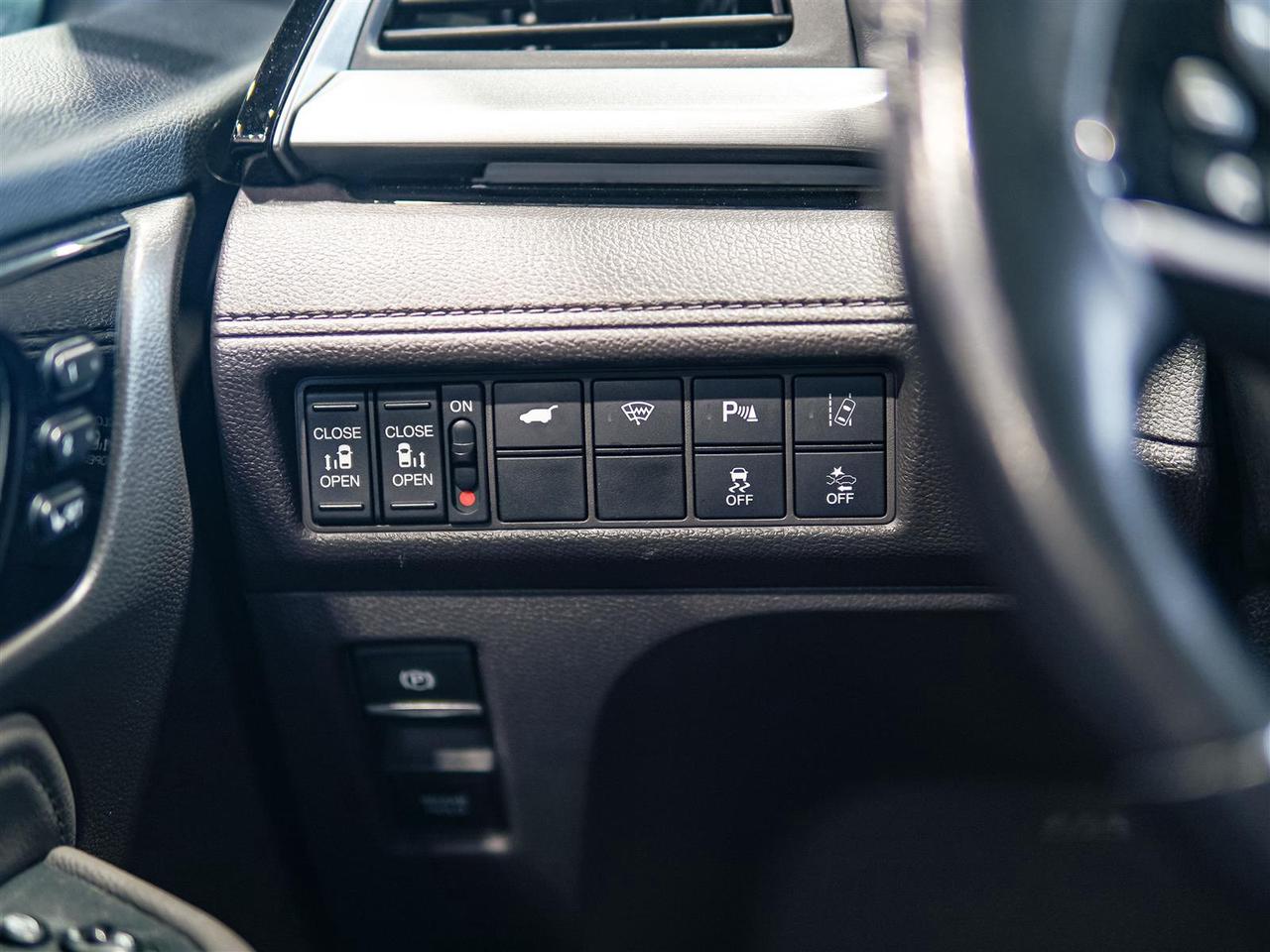 2019 Honda Odyssey TOURING | NO ACCIDENTS | HONDA SERVICED Photo