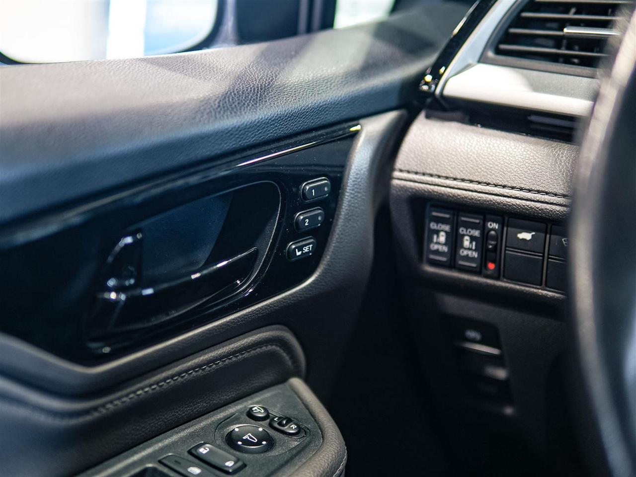 2019 Honda Odyssey TOURING | NO ACCIDENTS | HONDA SERVICED Photo