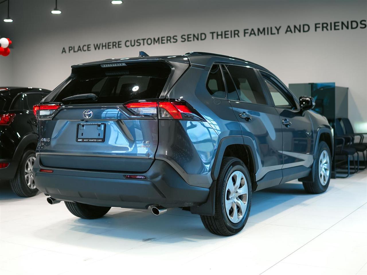 2021 Toyota RAV4 LE AWD | NO ACCIDENTS | 17 SERVICE RECORDS Photo