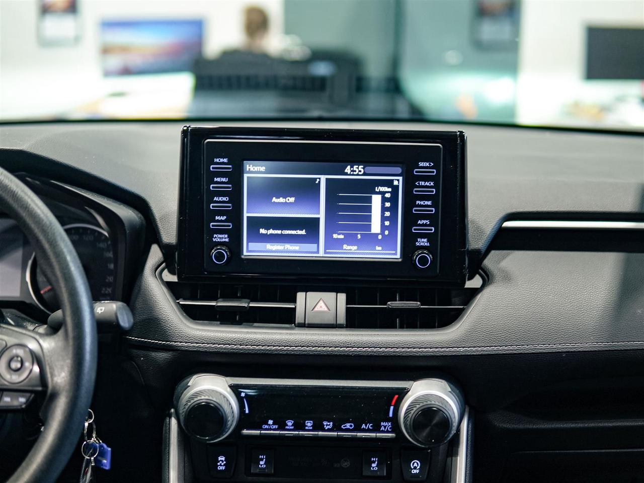 2021 Toyota RAV4 LE AWD | NO ACCIDENTS | 17 SERVICE RECORDS Photo