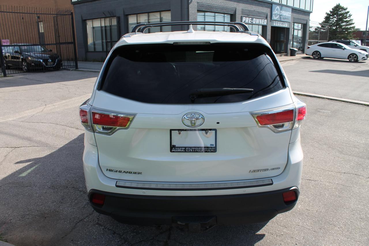 2015 Toyota Highlander Limited Platinum Photo