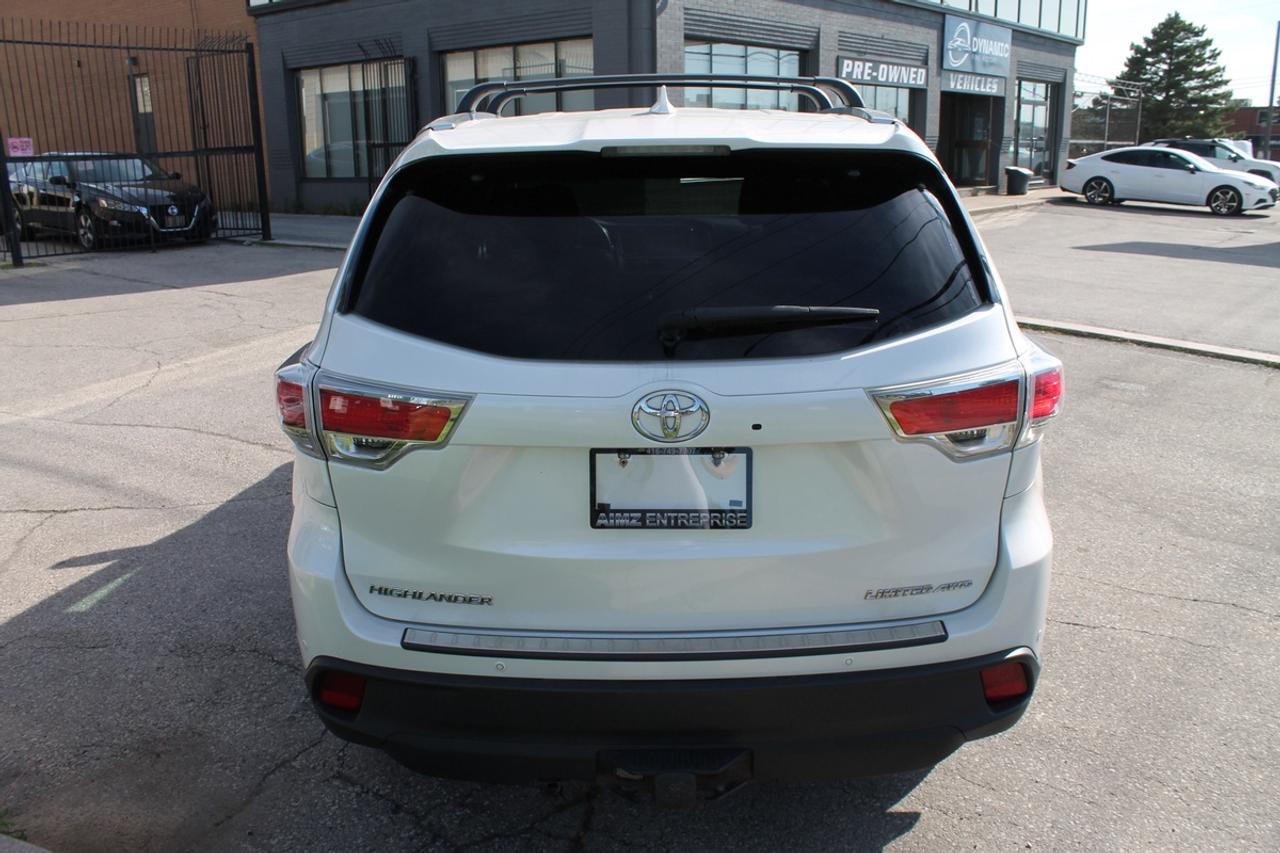 2015 Toyota Highlander Limited Platinum Photo4