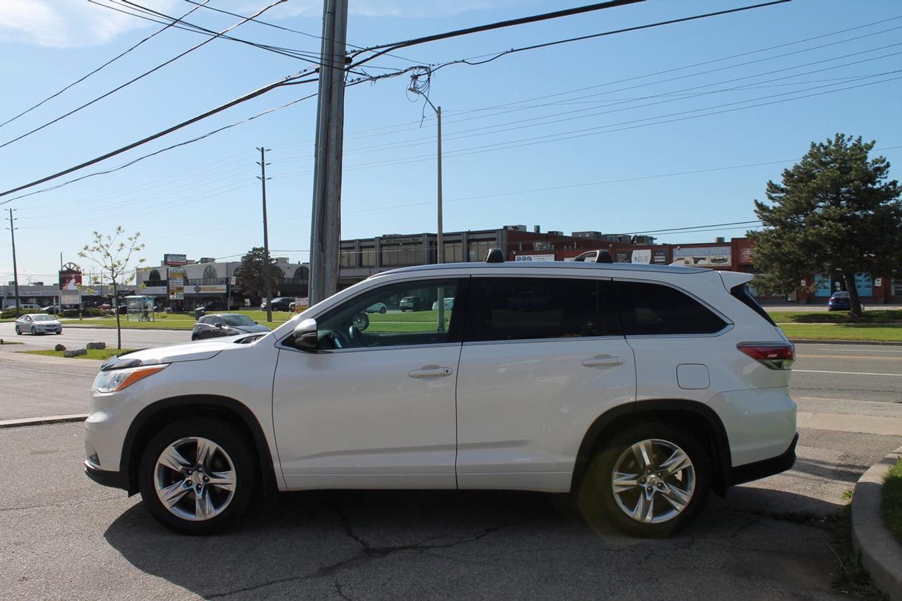 2015 Toyota Highlander Limited Platinum Photo