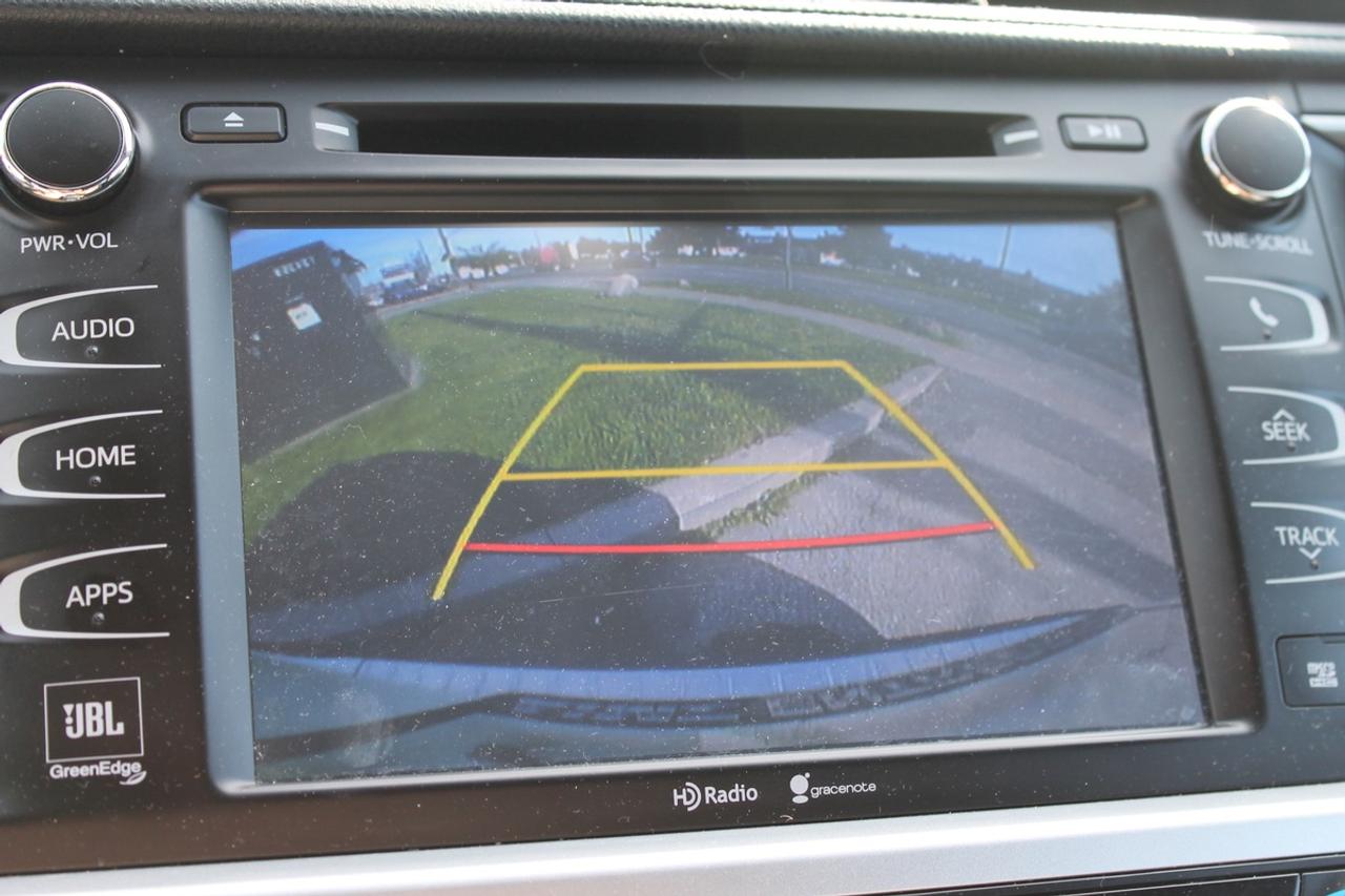 2015 Toyota Highlander Limited Platinum Photo