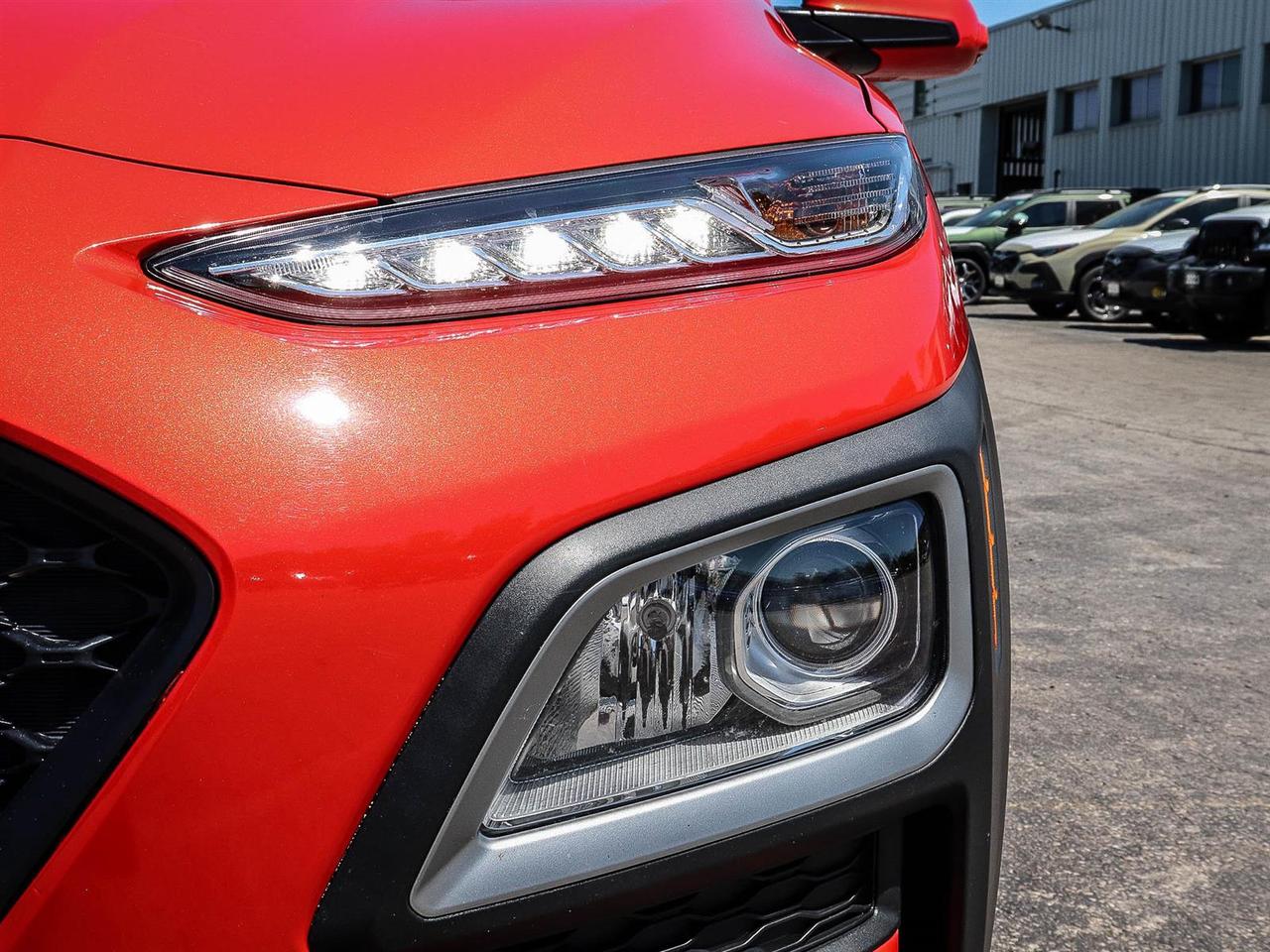 2020 Hyundai KONA LUXURY Photo