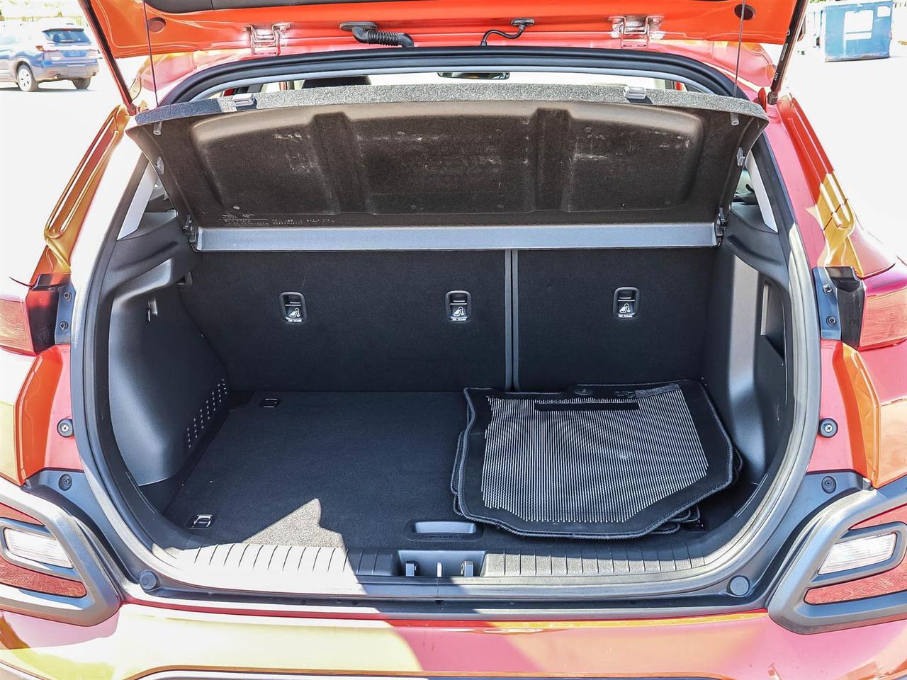 2020 Hyundai KONA LUXURY Photo