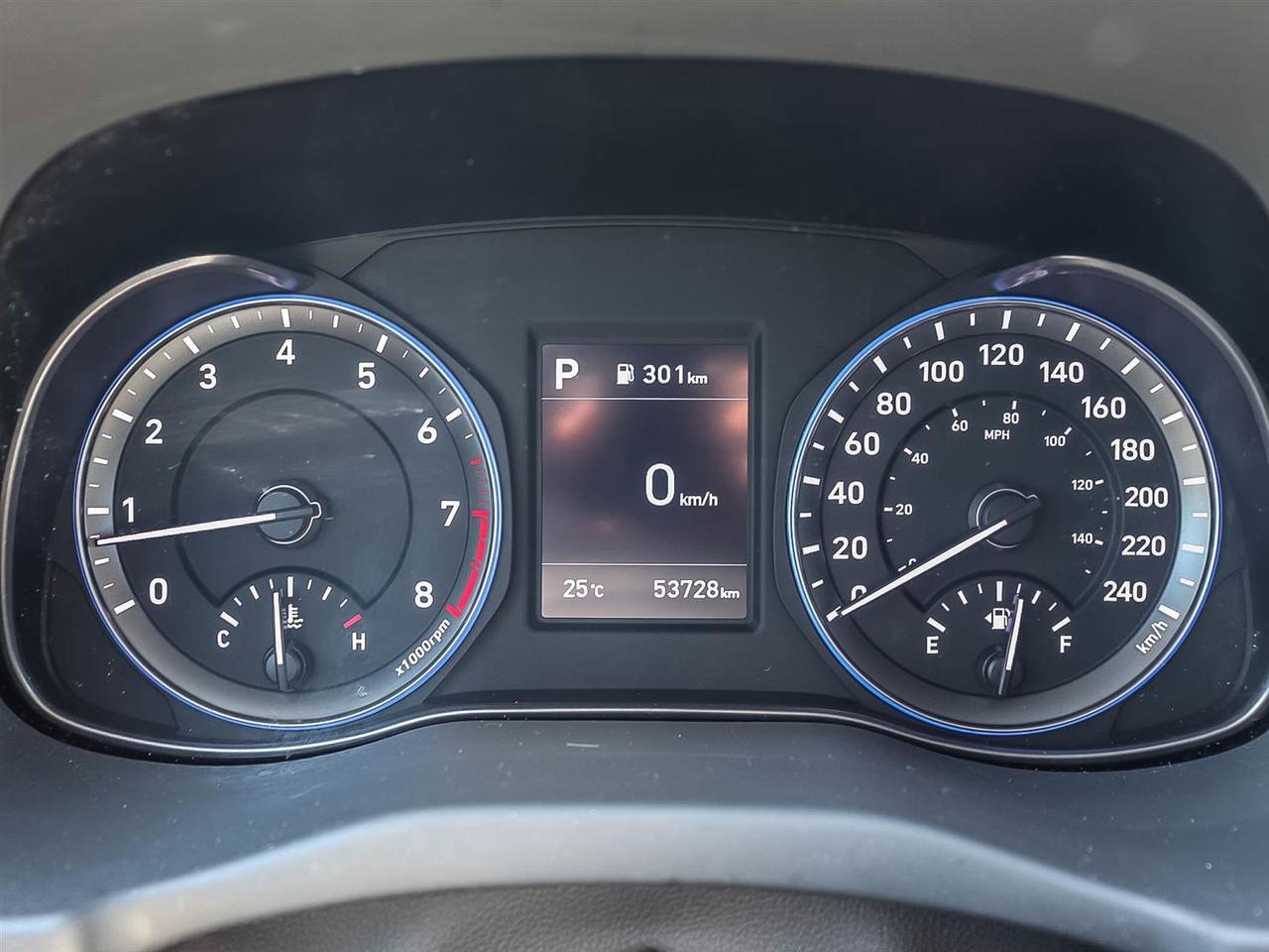 2020 Hyundai KONA LUXURY Photo