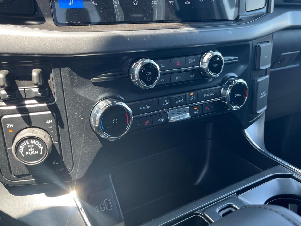 2026 Ford F-150 XLT Photo