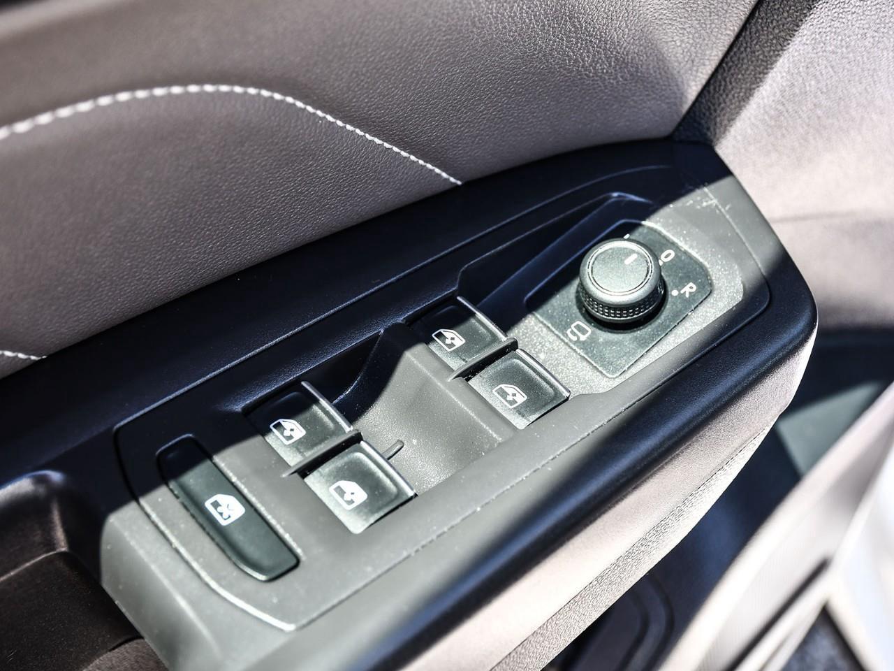 2023 Volkswagen Atlas 3.6 FSI Execline R-LINE | NAV | SUNROOF | HTD SEATS | REMOTE START Photo