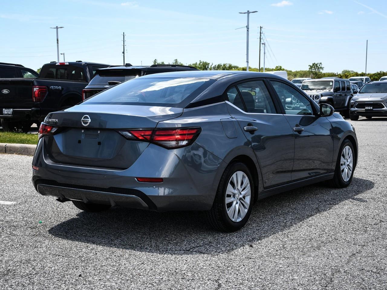 2022 Nissan Sentra 6 SPEED MANUAL | HTD SEATS | CRUISE CONTROL | BLUETOOTH Photo