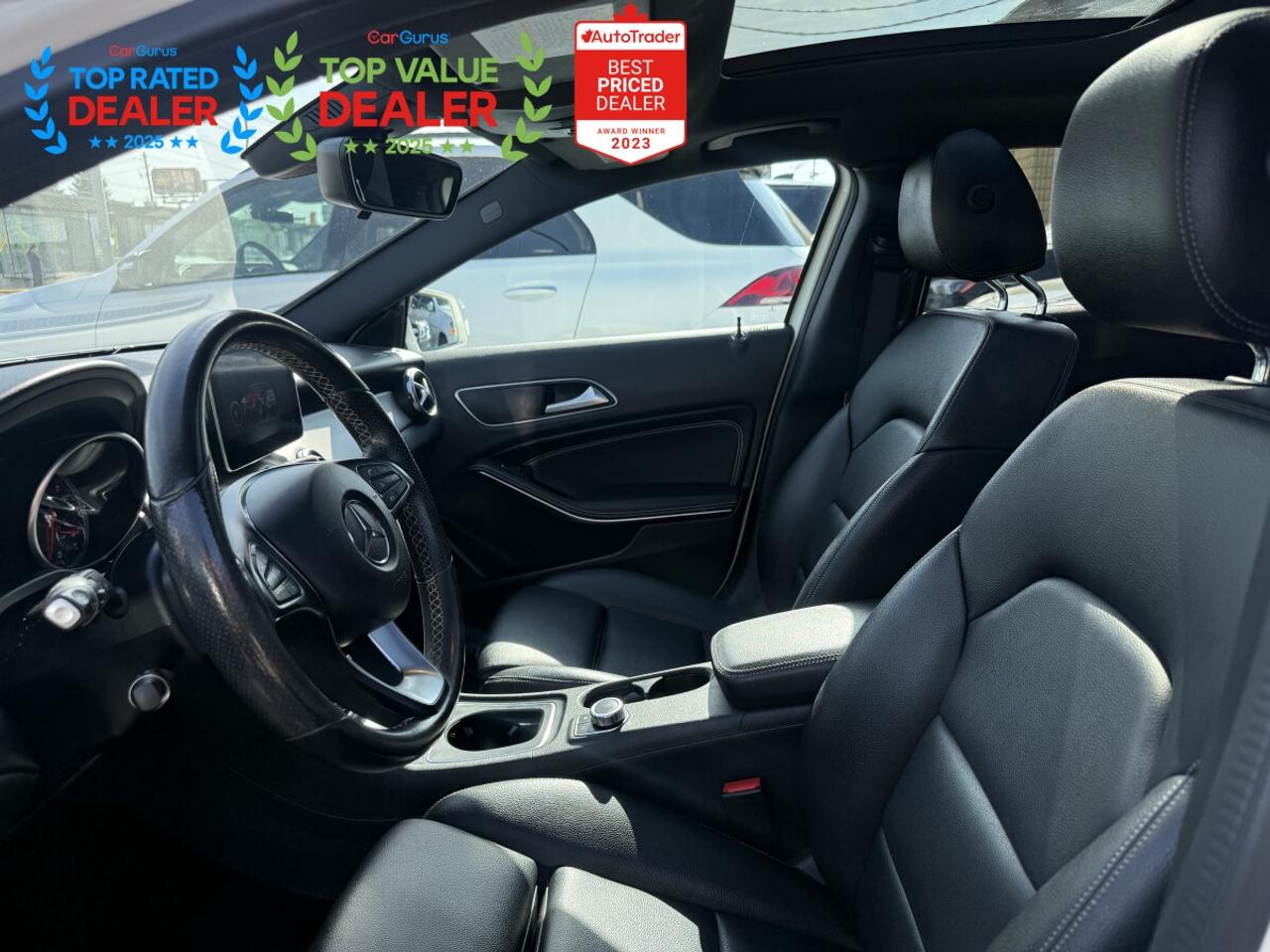 2018 Mercedes-Benz GLA | PREMIUM PKG | PANO | REAR CAMERA | AMBIENT LIGHT Photo