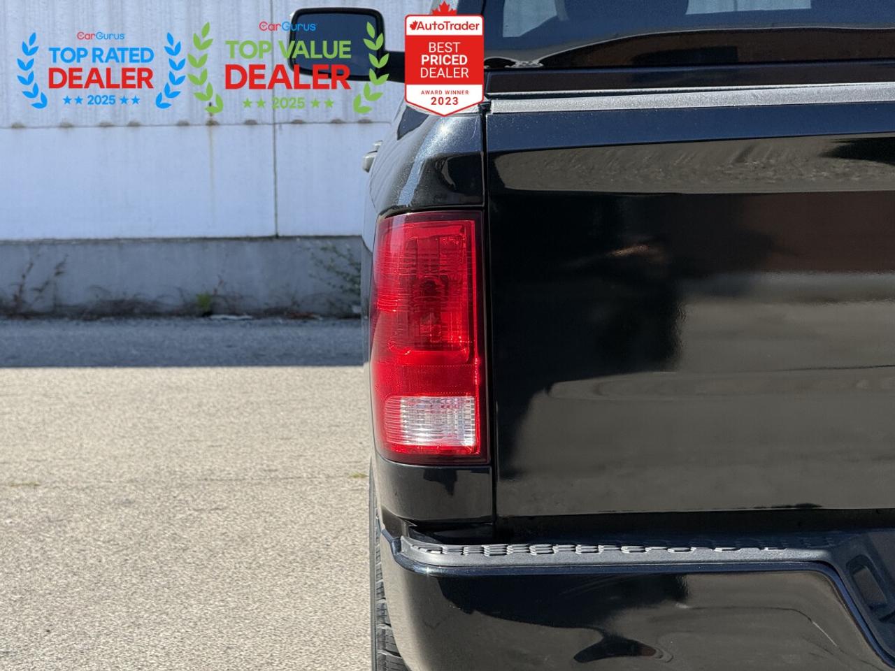 2018 RAM 1500 TRADESMAN | CREW CAB | LIKE NEW Photo